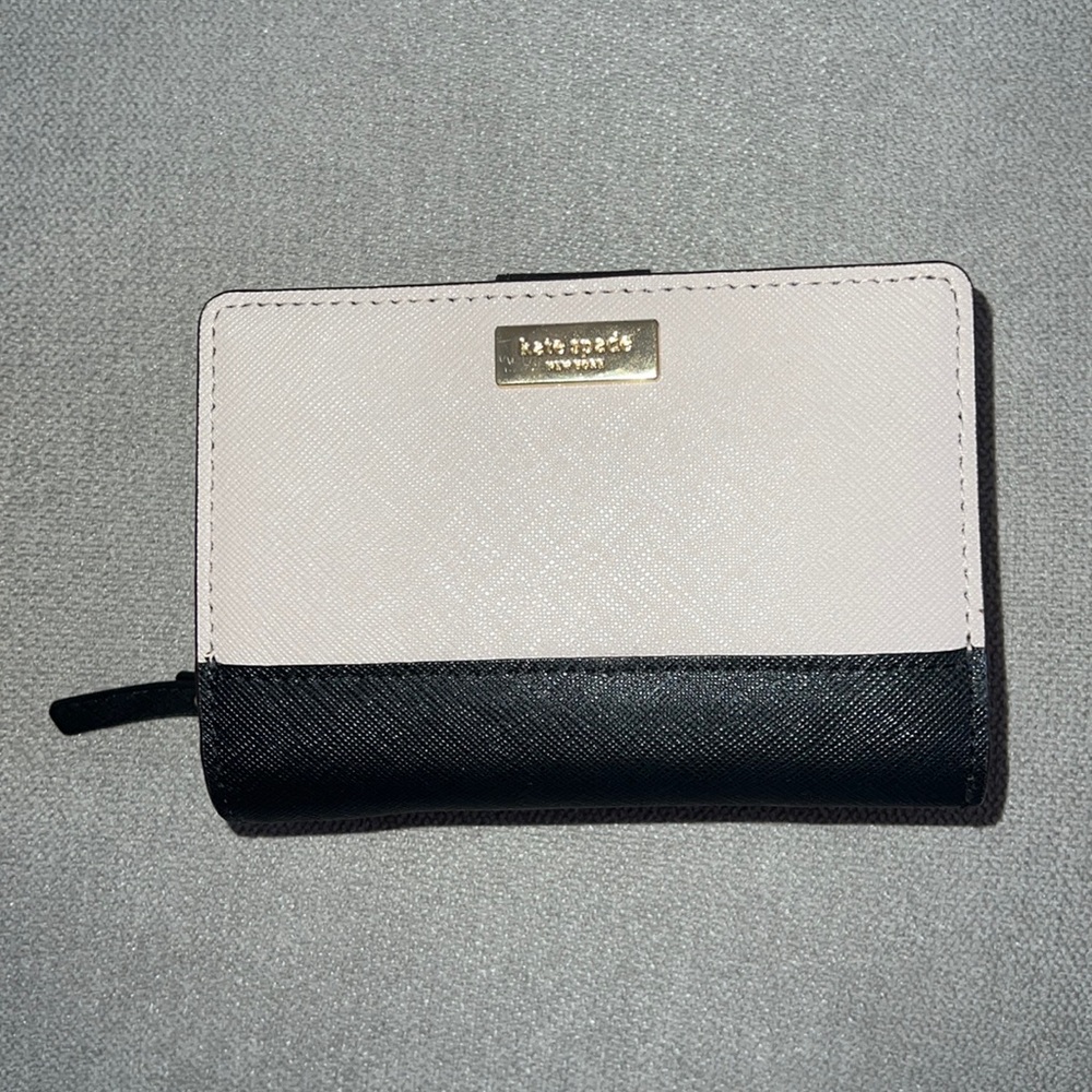 Kate Spade wallet♥️